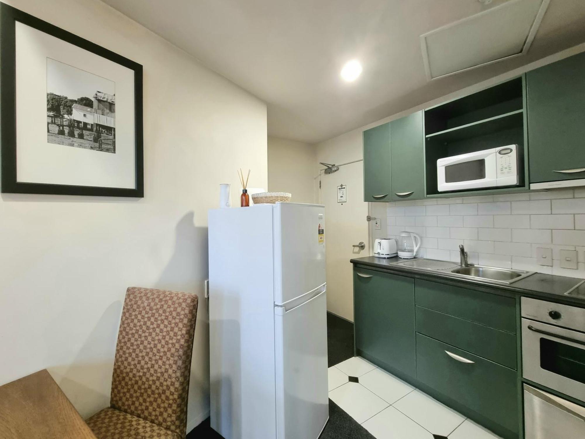 Urban Deco Apartment On Queen Street オークランド 部屋 写真