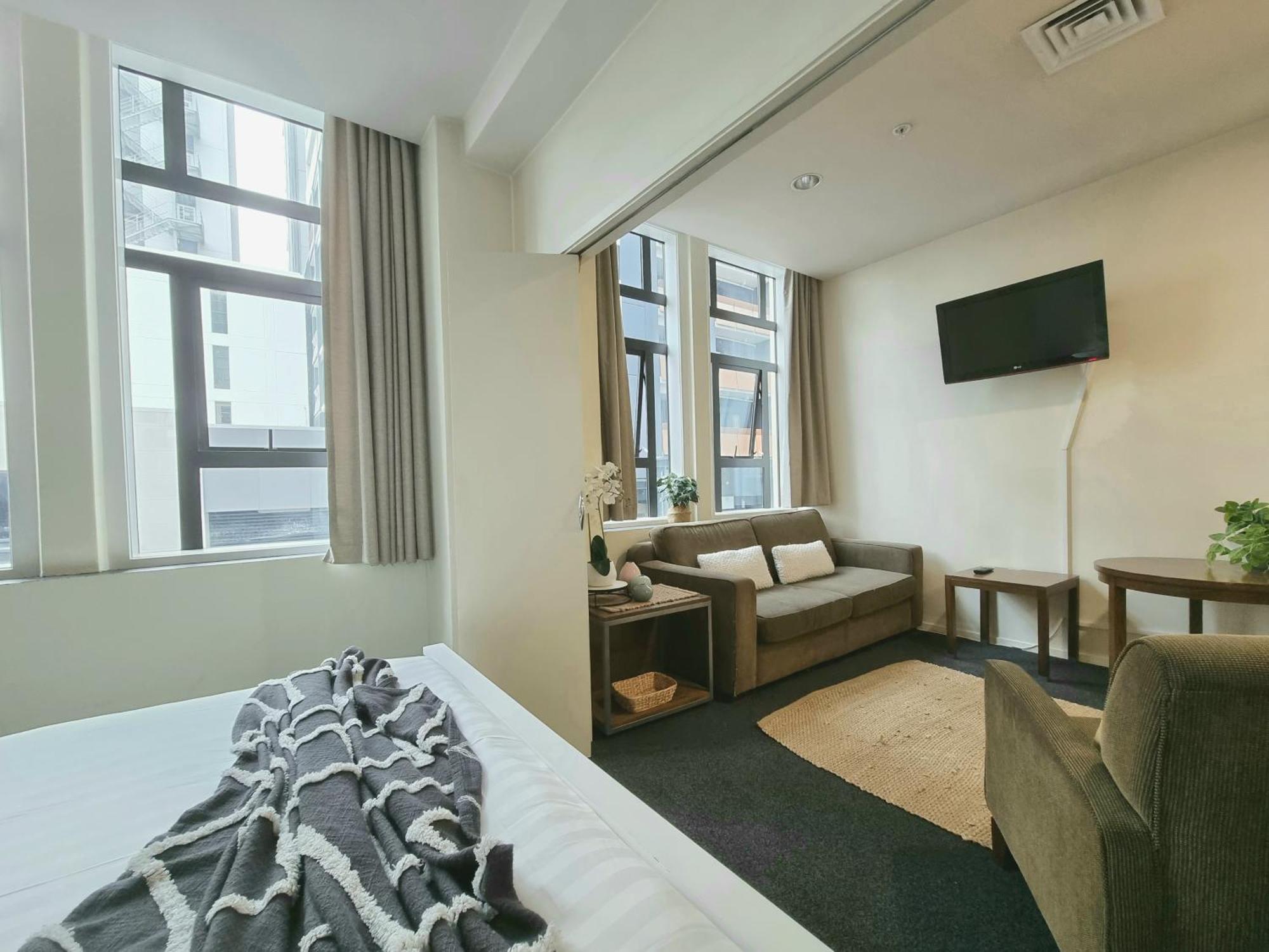 Urban Deco Apartment On Queen Street オークランド 部屋 写真
