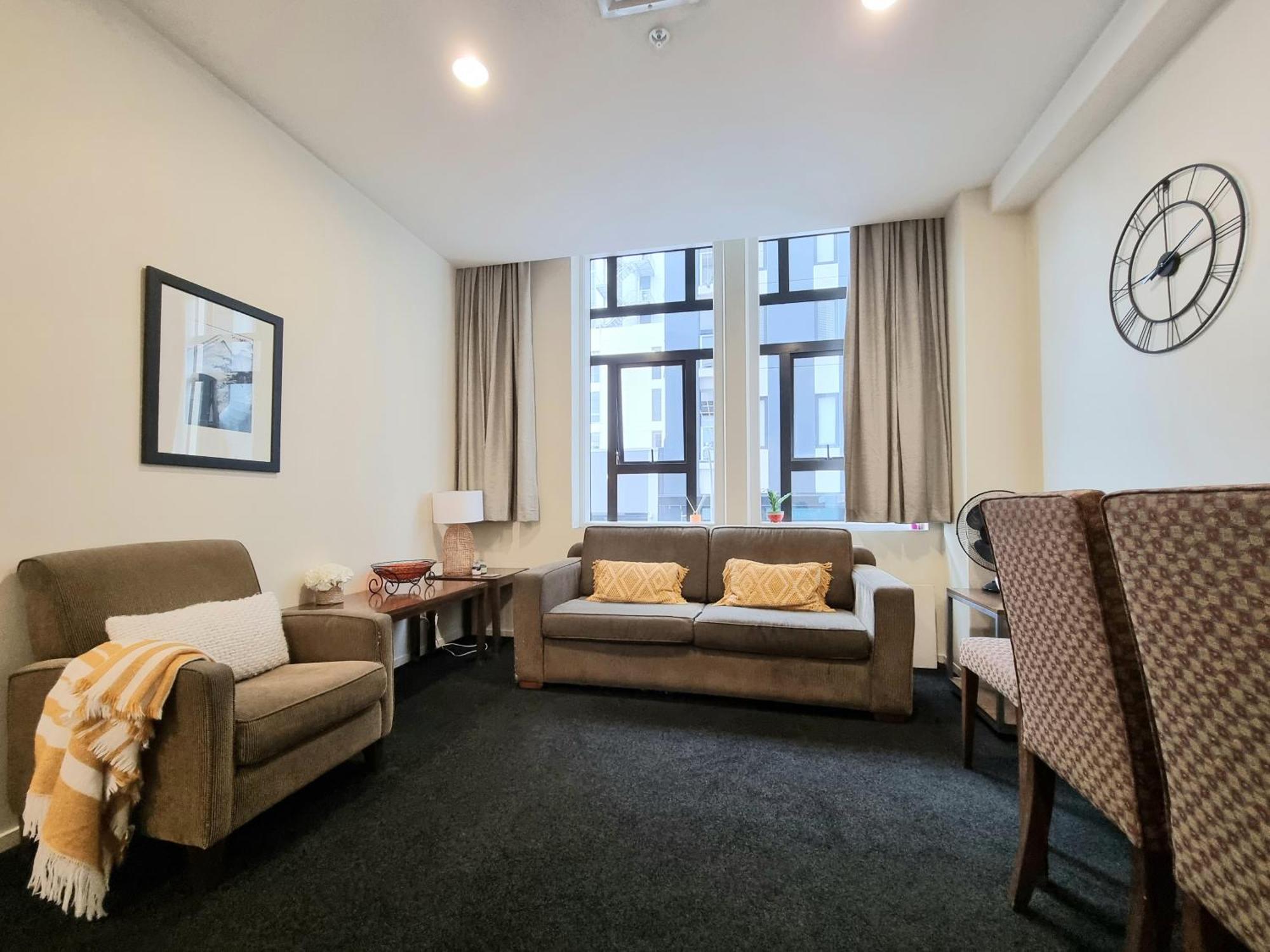 Urban Deco Apartment On Queen Street オークランド 部屋 写真